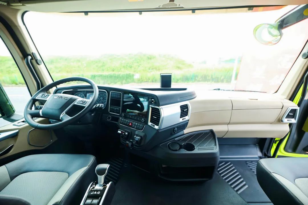 18173434lk1y 图片